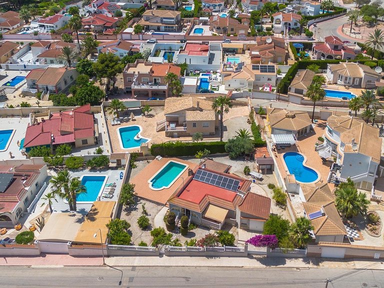 Villa for Sale in Rojales, Alicante 36
