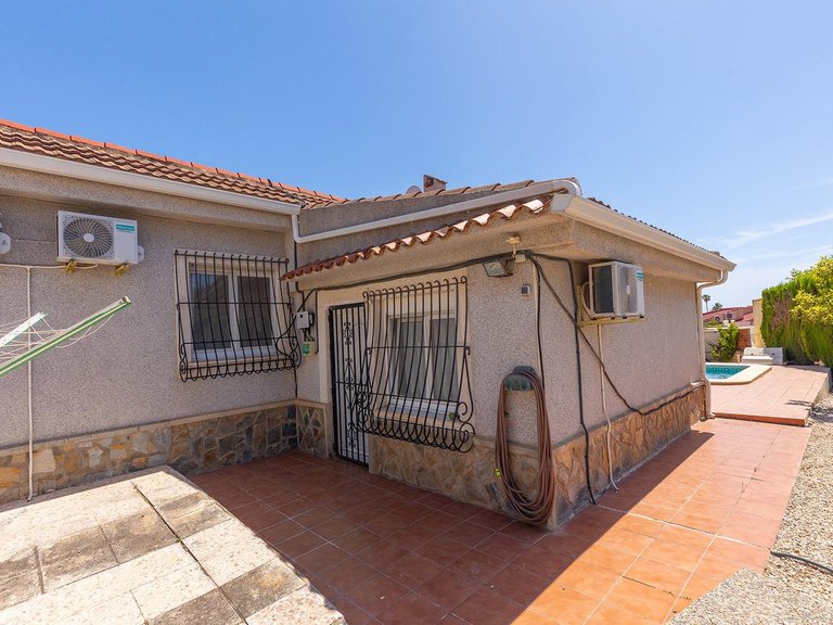 Villa for Sale in Rojales, Alicante 43
