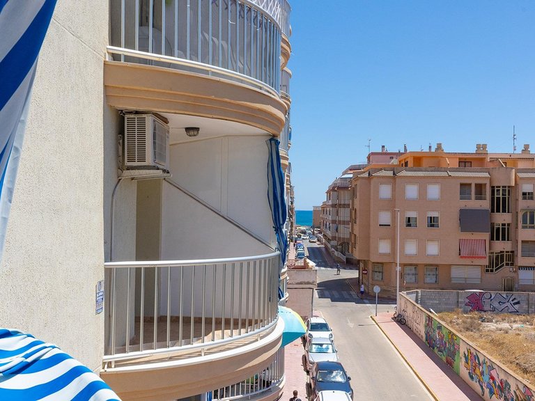 Apartment for Sale in Torrevieja, Alicante, 14