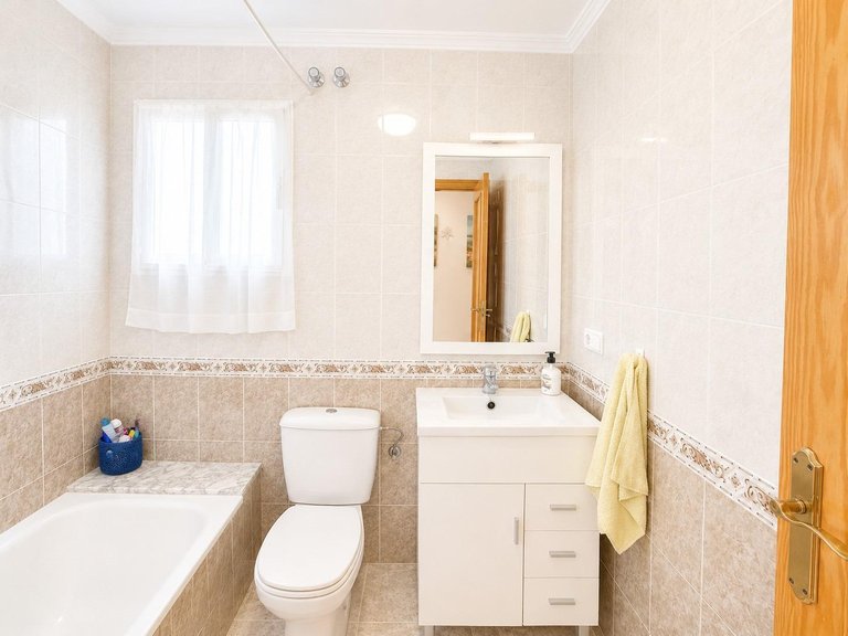 Apartment for Sale in Torrevieja, Alicante 7