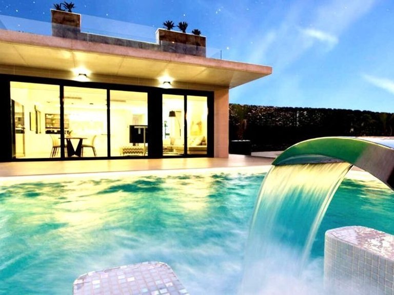 Villa for Sale in Orihuela Costa, Alicante 2