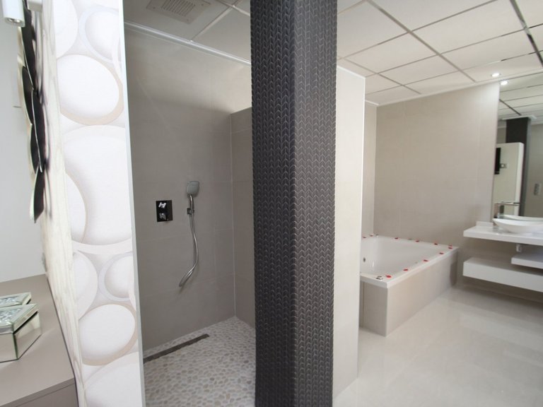 Villa for Sale in La Manga Del Mar Menor, Murcia 19