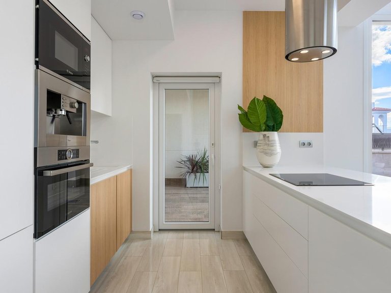 Villa for Sale in La Manga Del Mar Menor, Murcia 5