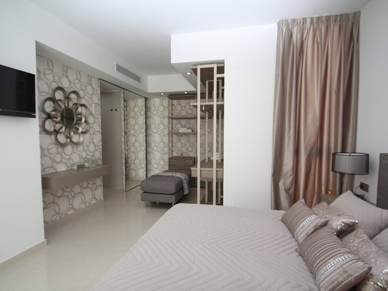 Villa for Sale in La Manga Del Mar Menor, Murcia 9