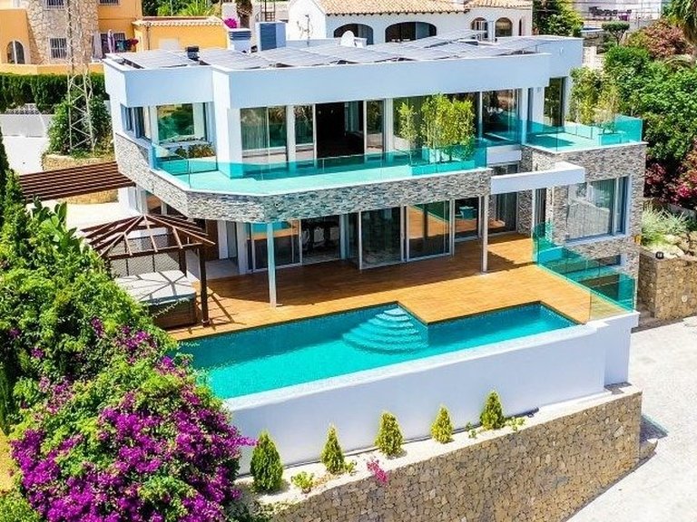 Villa for Sale in Calpe, Alicante 4