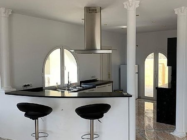 Villa for Sale in Calpe, Alicante 17