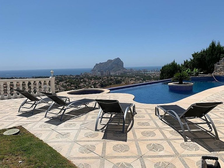 Villa for Sale in Calpe, Alicante 4