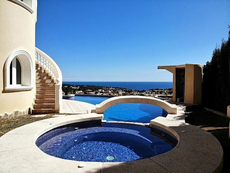 Villa for Sale in Calpe, Alicante 8