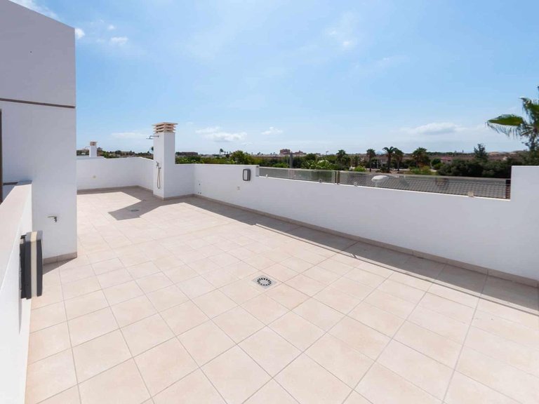 Villa for Sale in Los Alcázares, Murcia 16
