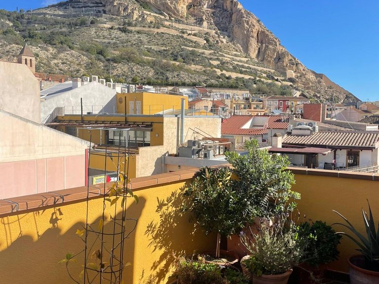 Penthouse for Rent in Alicante, Alicante 2