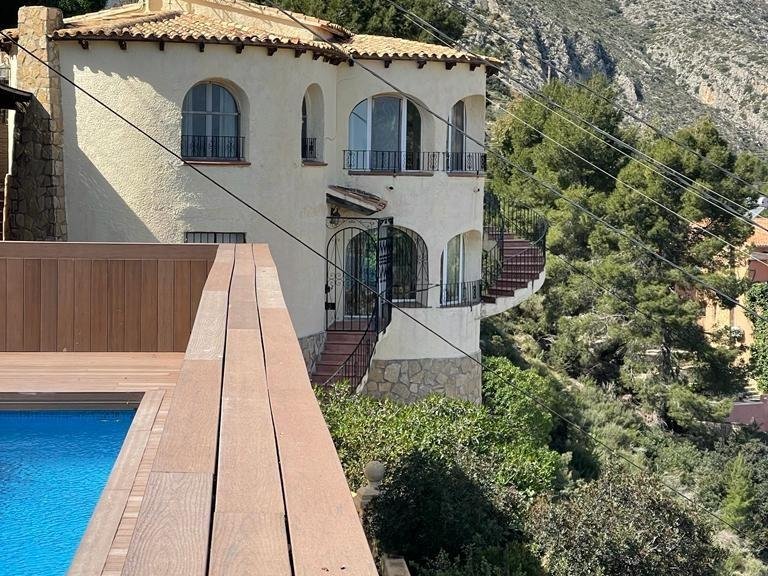 Villa for Sale in Calpe, Alicante 3