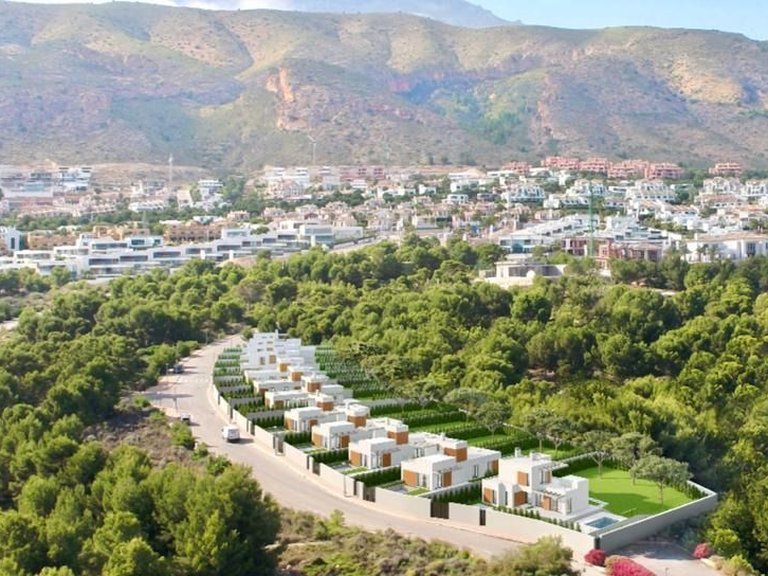 Villa for Sale in Finestrat, Alicante 5