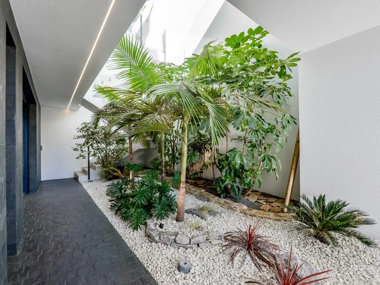 Villa for Sale in Finestrat, Alicante 40