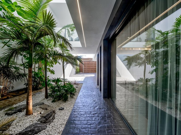 Villa for Sale in Finestrat, Alicante 42