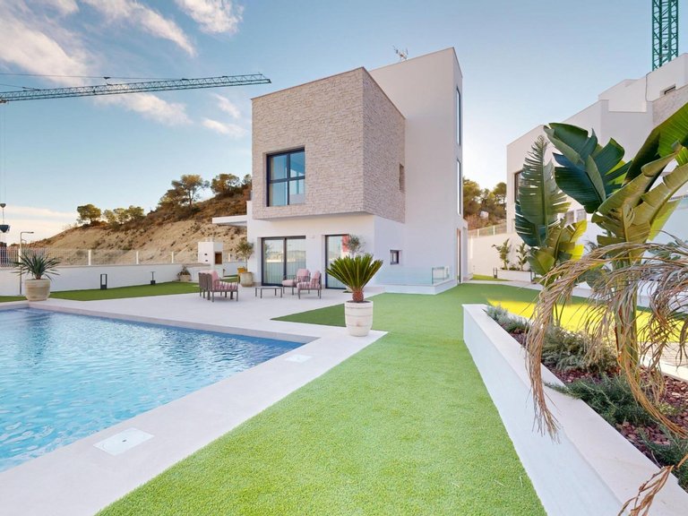 Villa for Sale in Finestrat, Alicante 22