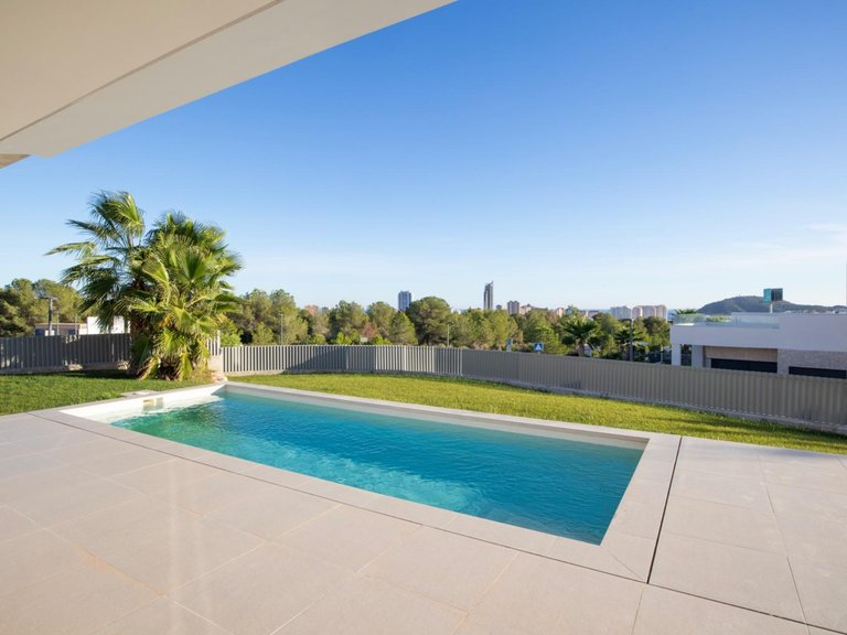 Villa for Sale in Finestrat, Alicante 1
