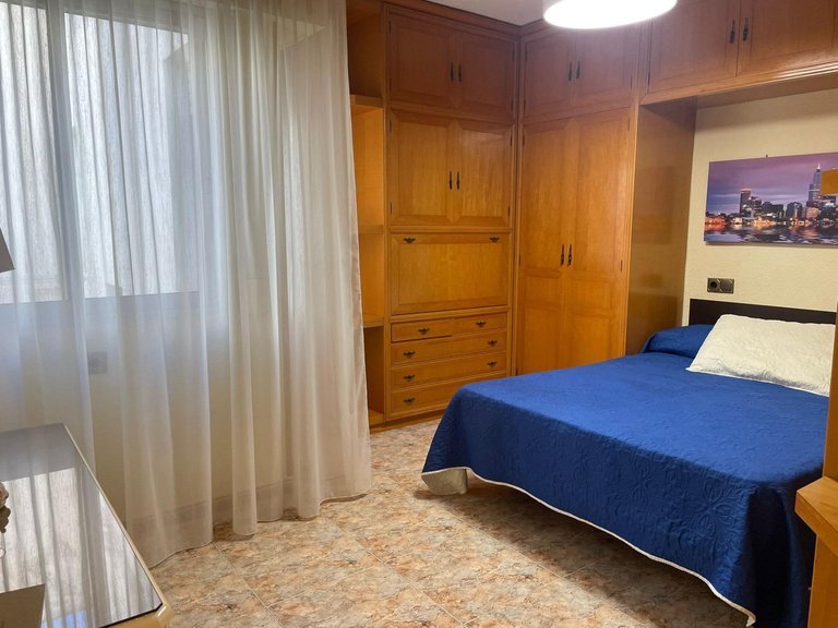 Apartment for Sale in Alicante, Alicante 18