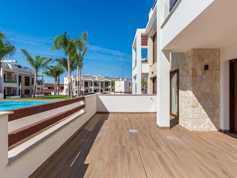 Villa for Sale in Torrevieja, Alicante 1