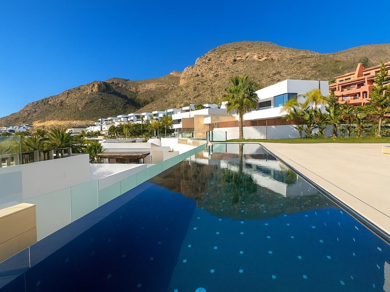 Villa for Sale in Finestrat, Alicante 6