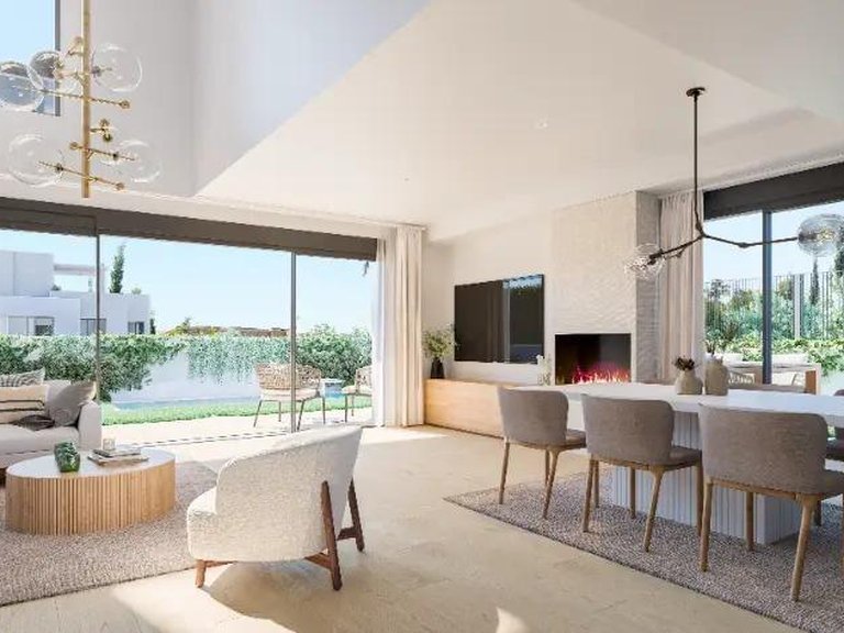 Villa for Sale in San Juan Playa, Alicante 2