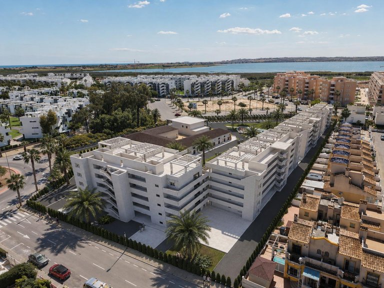 Apartment for Sale in Guardamar Del Segura, Alicante 8