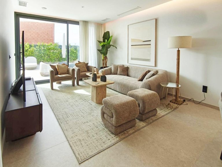 Villa for Sale in La Nucía, Alicante 2