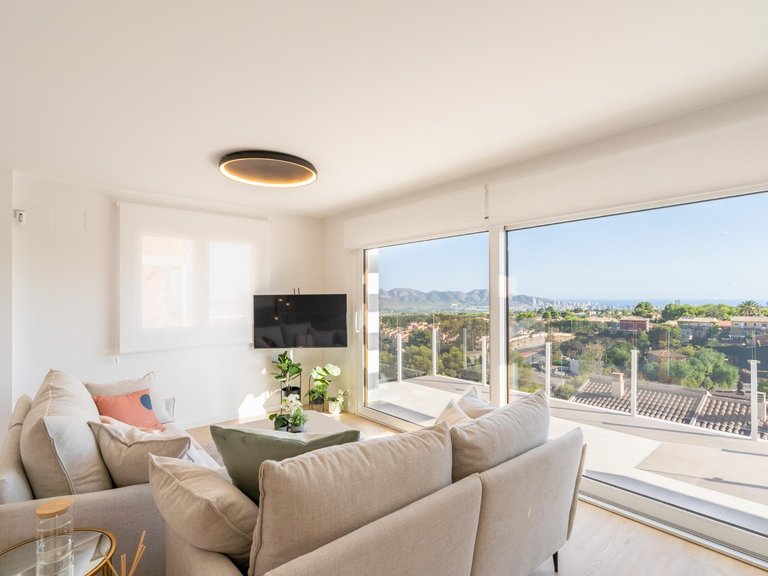 Town House for Sale in La Nucía, Alicante 1