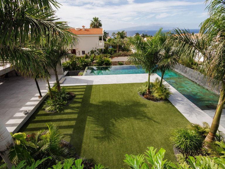Villa for Sale in Adeje, Tenerife 2