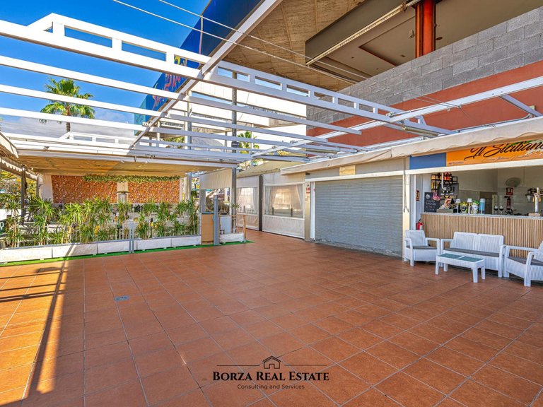 Commercial for Rent in Adeje, Tenerife 28