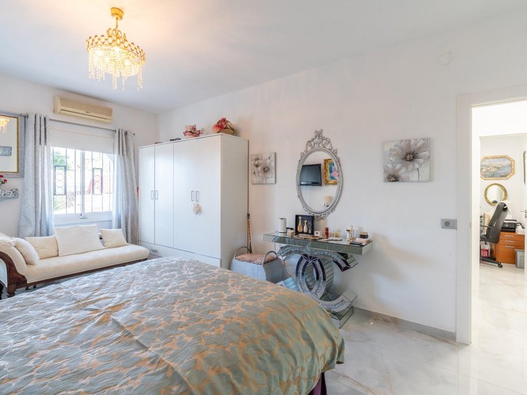 Villa for Sale in Granadilla De Abona, Tenerife 30