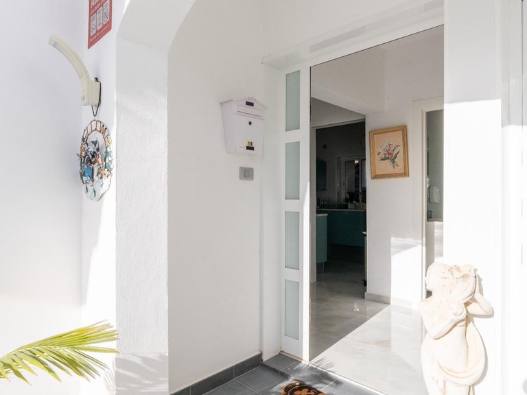 Villa for Sale in Granadilla De Abona, Tenerife 6