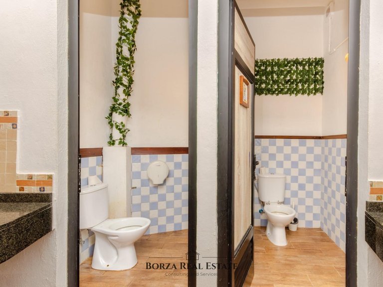 Commercial for Rent in Adeje, Tenerife 22