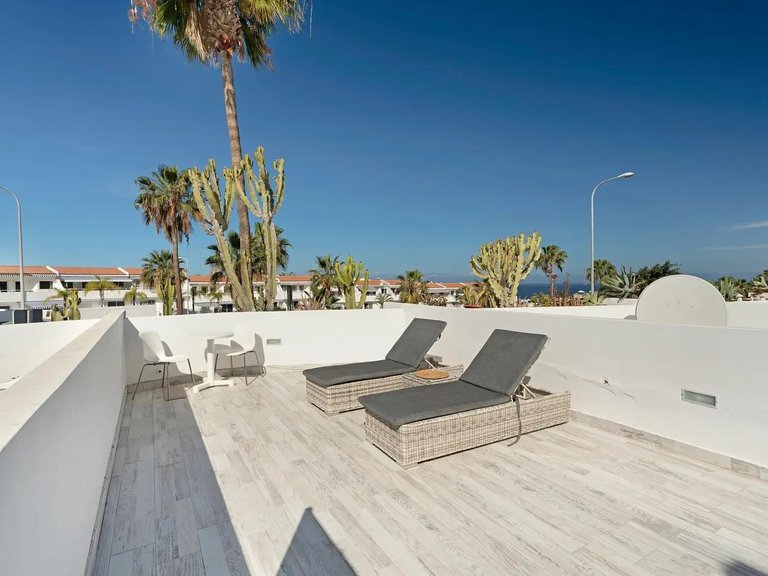 Apartment for Sale in Adeje, Tenerife 11