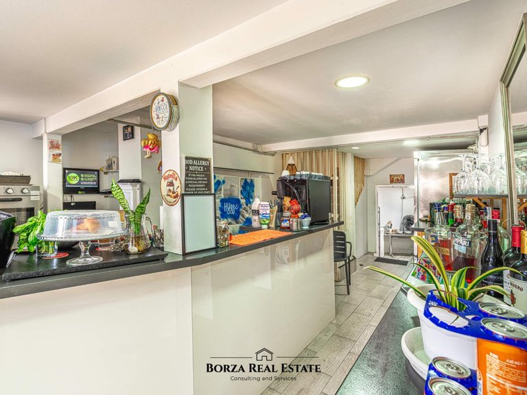 Commercial for Rent in Adeje, Tenerife 1
