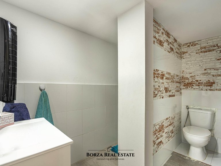 Commercial for Rent in Adeje, Tenerife 21
