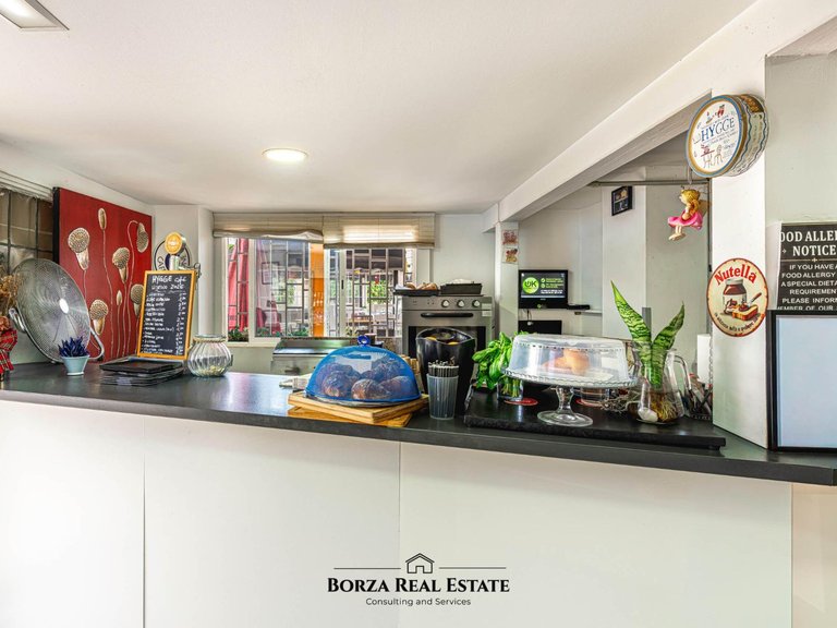 Commercial for Rent in Adeje, Tenerife 7