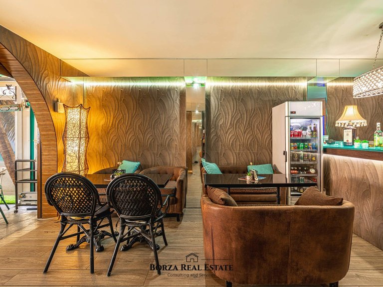 Commercial for Rent in Adeje, Tenerife 11