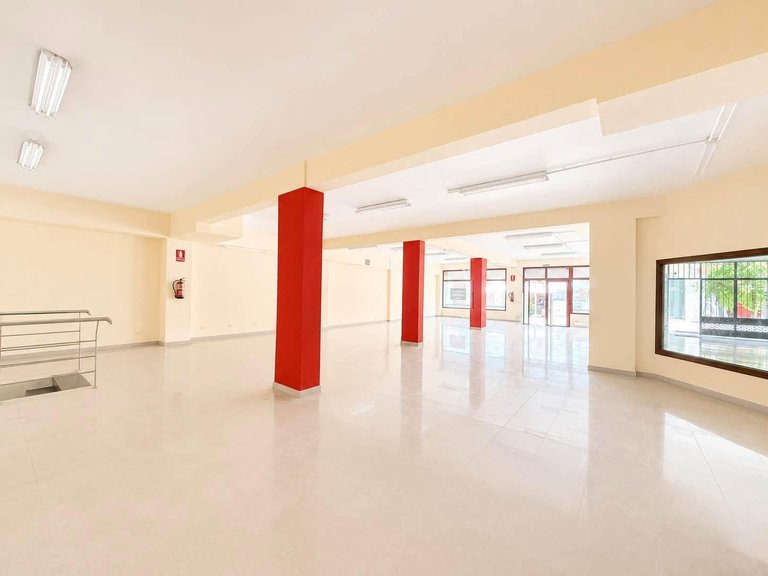 Commercial for Rent in Puerto De La Cruz, Tenerife 1