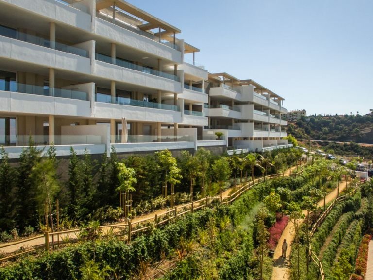 Apartment for Sale in  Benahavis, Malaga 12