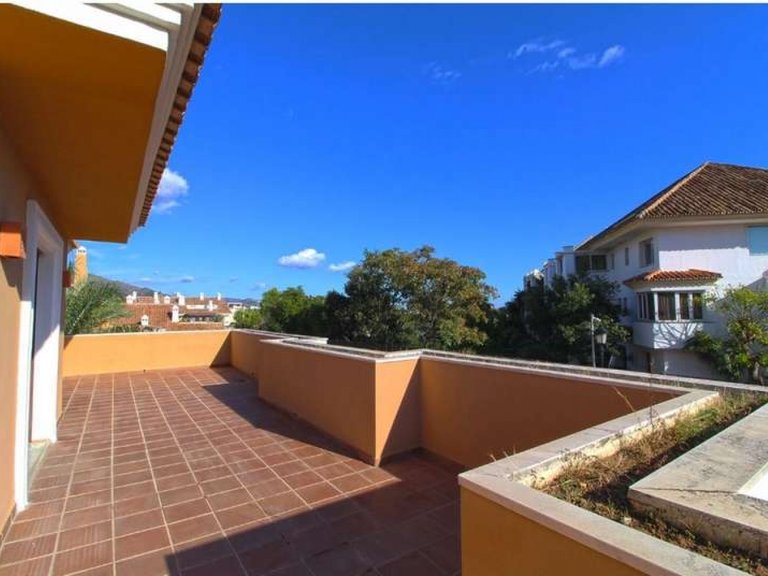 Apartment for Sale in  Marbella, Malaga 3