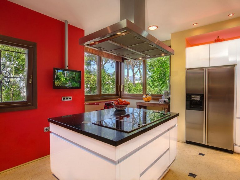 Villa for Sale in  Marbella, Malaga 11