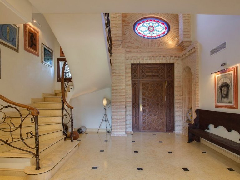 Villa for Sale in  Marbella, Malaga 4