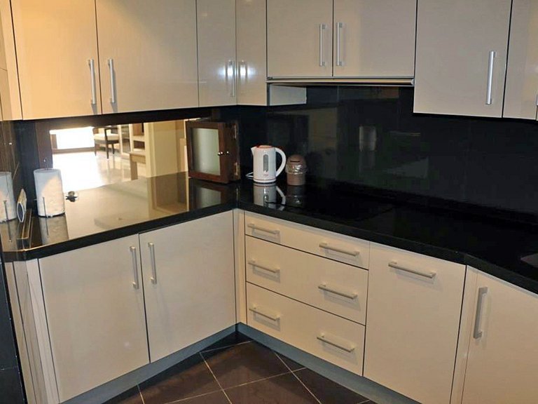 Apartment for Sale in  Estepona, Malaga 12