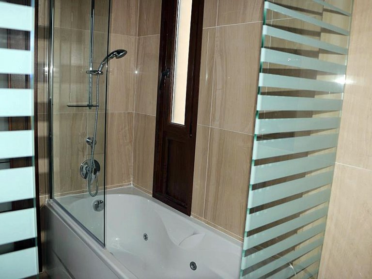 Apartment for Sale in  Estepona, Malaga 17