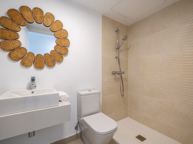 Apartment for Sale in  Estepona, Malaga 9