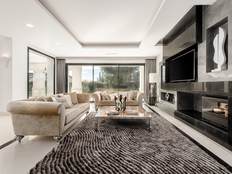 Villa for Sale in  Marbella, Malaga 25