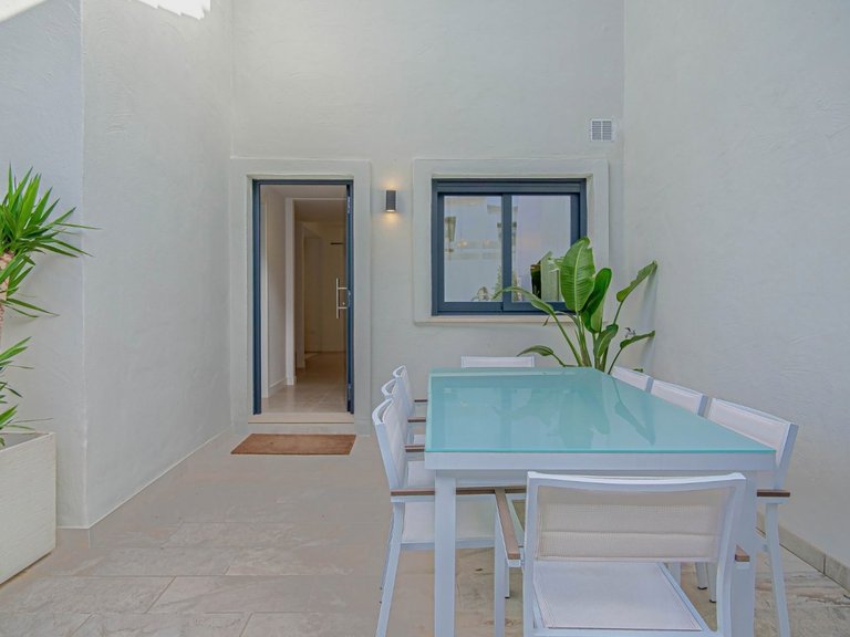 Apartment for Sale in  Estepona, Malaga 18