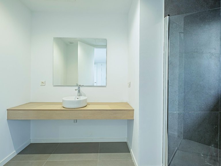 Villa for Sale in  Estepona, Malaga 28