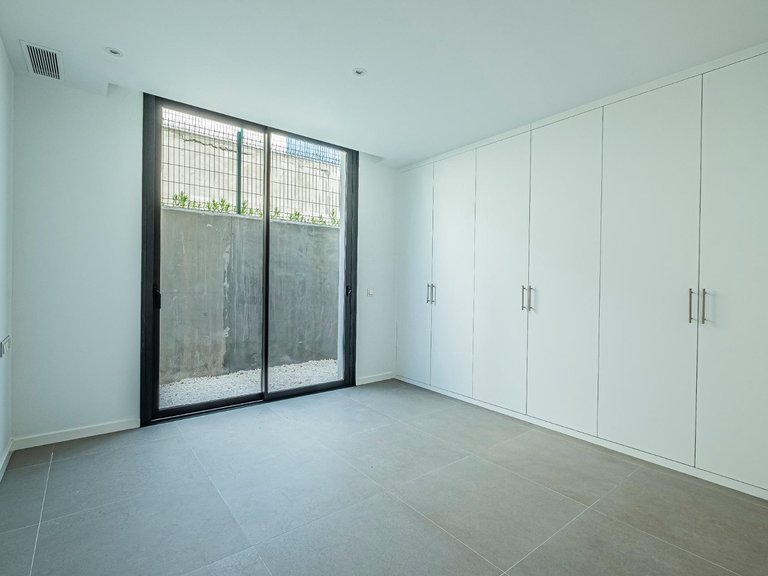 Villa for Sale in  Estepona, Malaga 31