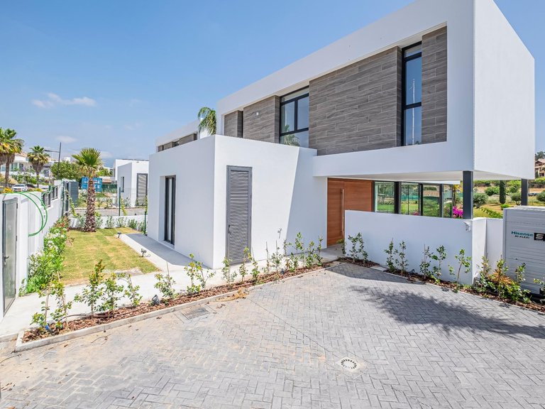 Villa for Sale in  Estepona, Malaga 39
